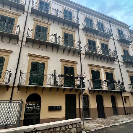 Guest House Colonna 팔레르모 외부 사진